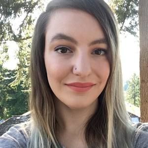 Meet your Posher, Jade